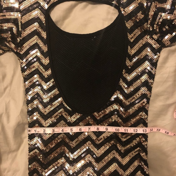 Babe Chevron Sequin dress - Picture 7 of 8